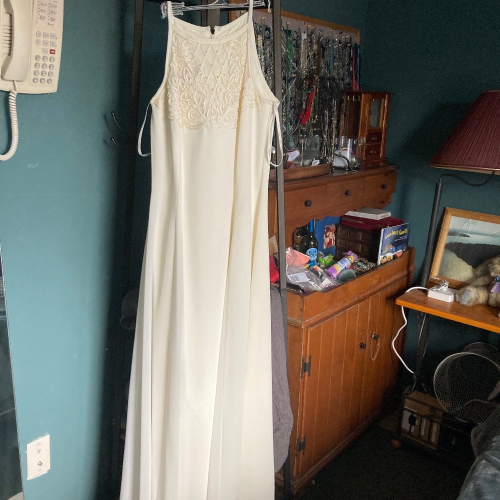 Ivory Wedding dress.
